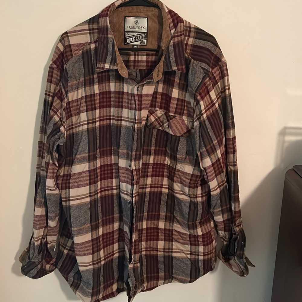 Legendary Whitetails XXL Men’s button down